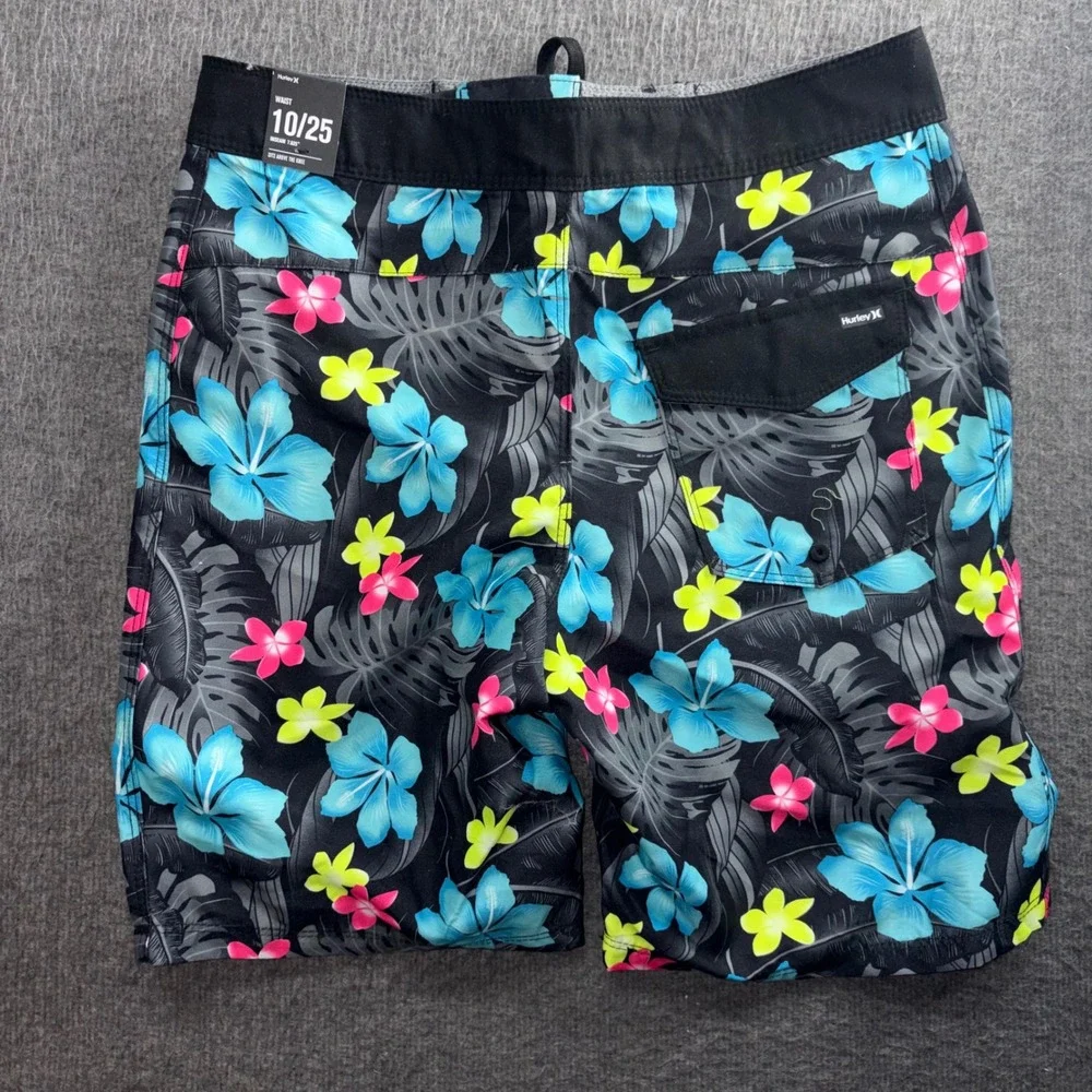Hurley Boys Tropical Floral Board Shorts Black Blue Pink Size 10/25 985354-023
